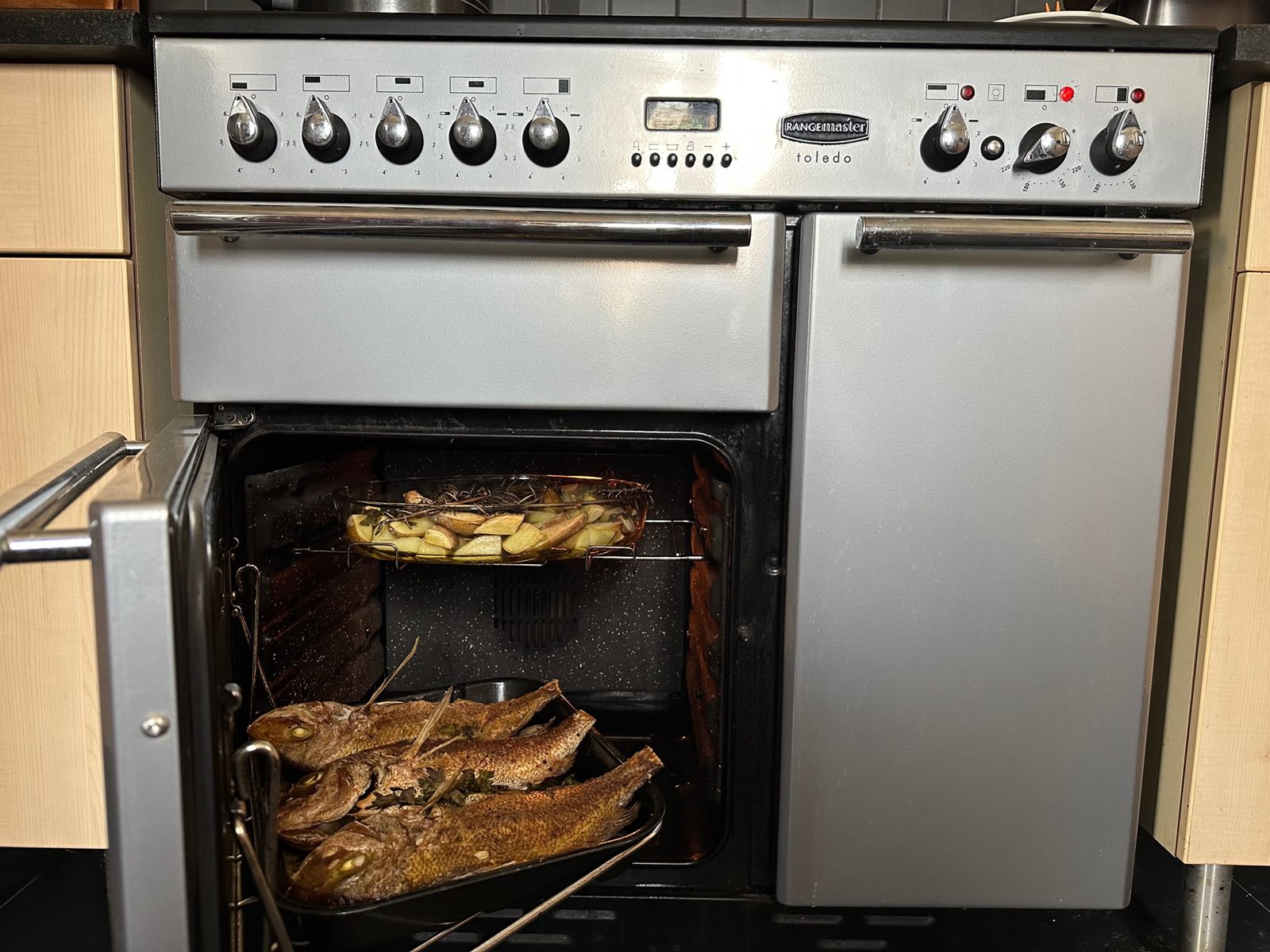  place for rent with marvelous kitchen - gallery house on Corfu